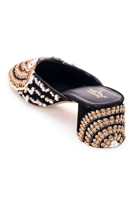 Buy 5elements Black Dabka Raven And Kasab Work Mule Heels Buy_5elements_Black Dabka Raven And Kasab Work Mule Heels