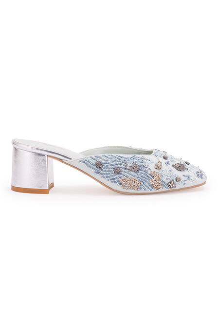 Buy 5elements White Silk Thread Neytiri Floral Embroidered Mule Heels Online at Aza Fashions Buy_5elements_White Silk Thread Neytiri Floral Embroidered Mule Heels _Online_at_Aza_Fashions