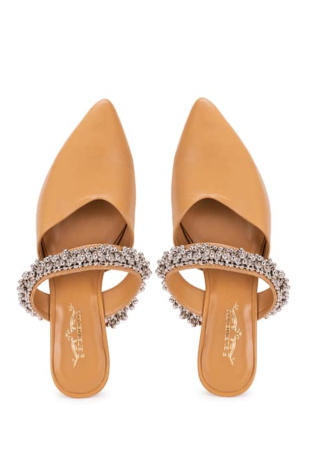 Shop 5elements Beige Ghungroo Akali Peacock Embellished Mule Heels at Aza Fashions Shop_5elements_Beige Ghungroo Akali Peacock Embellished Mule Heels _at_Aza_Fashions