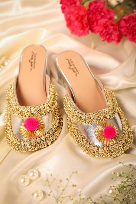 Shop 5elements Silver Gota Ghungroo Crown Mule Heels Shop_5elements_Silver Gota Ghungroo Crown Mule Heels