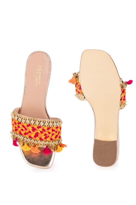 Shop 5elements Red Thread Linus Intertwined Pattern Embroidered Heels at Aza Fashions Shop_5elements_Red Thread Linus Intertwined Pattern Embroidered Heels _at_Aza_Fashions