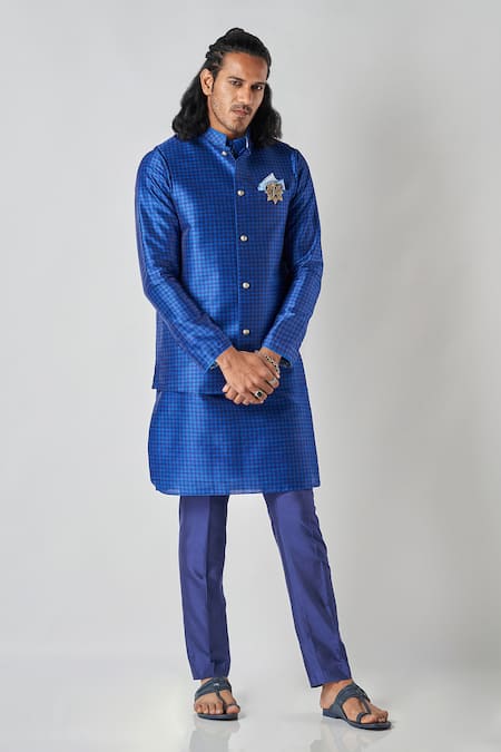 Bubber Blu_Blue Polyester Brooches Bloom Jaal Print Sleeveless Bundi _Online_at_Aza_Fashions