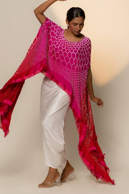 Buy Dyelogue Pink Bandhej Jaal Slit Sleeves Cape Online at Aza Fashions Buy_Dyelogue_Pink Bandhej Jaal Slit Sleeves Cape _Online_at_Aza_Fashions