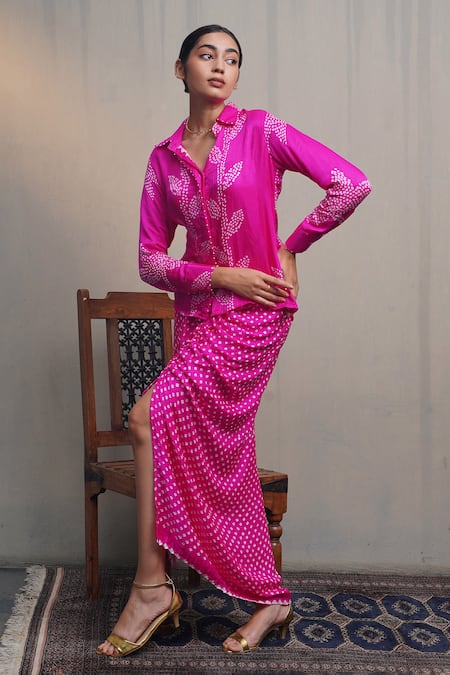 Dyelogue_Pink Gabardine, Silk Embroidery Hanoi Bandhani Shirt With Pull String Skirt _Online_at_Aza_Fashions