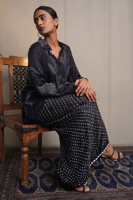 Dyelogue Black Gingham Embroidery Collared Hanoi Bandhej Shirt With Pull String Skirt at Aza Fashions Dyelogue_Black Gingham Embroidery Collared Hanoi Bandhej Shirt With Pull String Skirt _at_Aza_Fashions