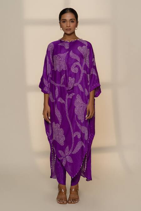 Dyelogue Purple Gingham, Silk Round Neck Ikebana Bandhani Tulip Kurta With Dhoti Pant Online at Aza Fashions Dyelogue_Purple Gingham, Silk Round Neck Ikebana Bandhani Tulip Kurta With Dhoti Pant _Online_at_Aza_Fashions