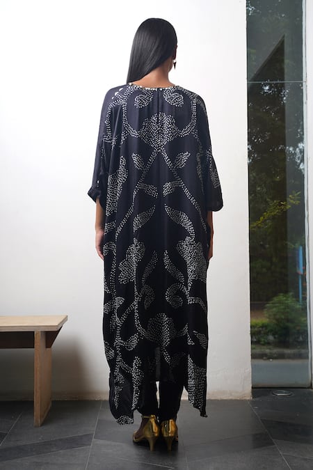 Shop Dyelogue Black Gingham, Silk Round Neck Ikebana Bandhani Flora Kurta With Dhoti Pant at Aza Fashions Shop_Dyelogue_Black Gingham, Silk Round Neck Ikebana Bandhani Flora Kurta With Dhoti Pant _at_Aza_Fashions