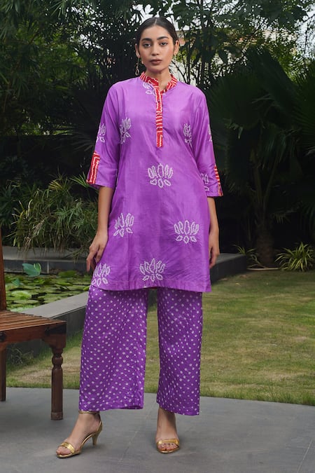 Dyelogue Lotus Bandhani Motif Kurta With Pant 