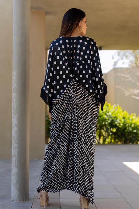 Shop_Dyelogue_Black Modal, Silk Round Neck Bandhani Pattern Knotted Front Kaftan _at_Aza_Fashions