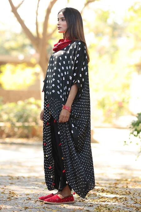 Dyelogue_Black Modal, Silk Tassels Cowl Neck Bandhani Pattern Overlap Top _Online_at_Aza_Fashions