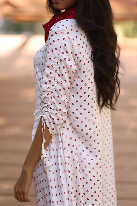 Buy_Dyelogue_White Gingham, Silk Embroidery Cowl Bandhani Print Asymmetrical Kurta And Pant Set _Online_at_Aza_Fashions
