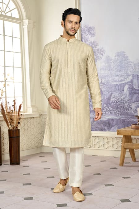 Buy_Kasbah x AZA_Gold Georgette Embroidery Aari Work Straight Kurta 