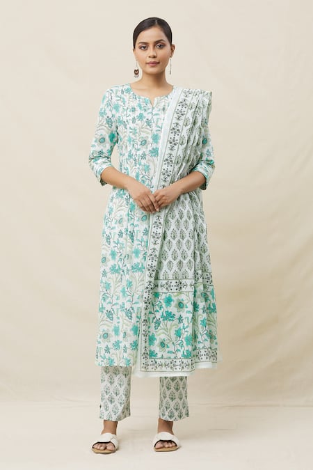 Samyukta Singhania Floral Straight Kurta Pant Set 