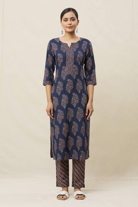 Adara Khan_Blue Kurta And Pant Cotton Printed Floral Notched Block Set_Online_at_Aza_Fashions