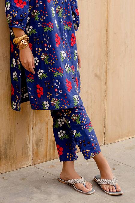 Buy_Gulabo Jaipur_Blue Cotton Embroidery Square Neck Gardenia Kurta With Pant_Online_at_Aza_Fashions