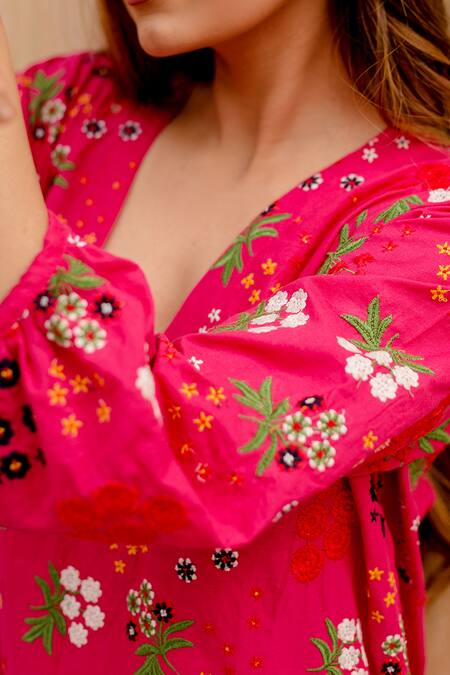 Gulabo Jaipur_Pink Cotton Embroidery Collared Gardenia Flora Kurta With Pant_at_Aza_Fashions