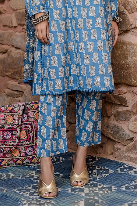 Buy_Gulabo Jaipur_Blue Cotton Embroidery Round Neck Kayal Tulip Handblock Print Kurta Set_Online_at_Aza_Fashions