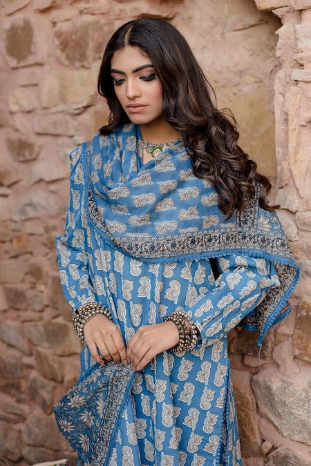 Shop_Gulabo Jaipur_Blue Cotton Embroidery Round Neck Kayal Tulip Handblock Print Kurta Set_Online_at_Aza_Fashions