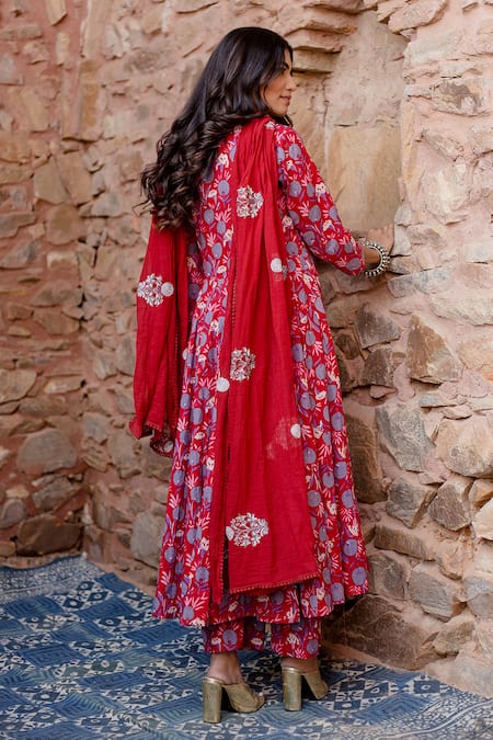 Shop Gulabo Jaipur Red Cotton Sequins Round Neck Bahar Garden Print Anarkali Set at Aza Fashions Shop_Gulabo Jaipur_Red Cotton Sequins Round Neck Bahar Garden Print Anarkali Set _at_Aza_Fashions