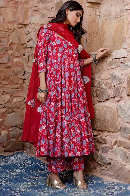 Gulabo Jaipur Red Cotton Sequins Round Neck Bahar Garden Print Anarkali Set Online at Aza Fashions Gulabo Jaipur_Red Cotton Sequins Round Neck Bahar Garden Print Anarkali Set _Online_at_Aza_Fashions