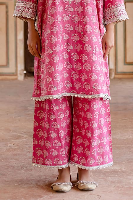 Gulabo Jaipur_Pink Cotton Zari V-neck Noor Zardozi Work Bahar Print Kurta With Pant _at_Aza_Fashions