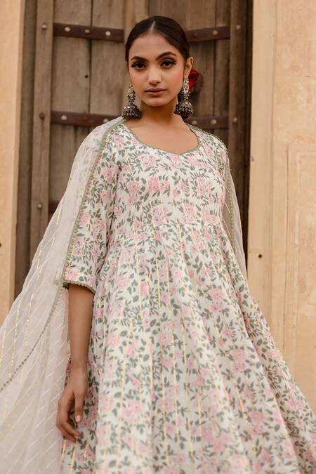 Gulabo Jaipur_White Cotton Embroidery, Sequins Round Neck Prital Lily Bloom Print Anarkali Set_at_Aza_Fashions