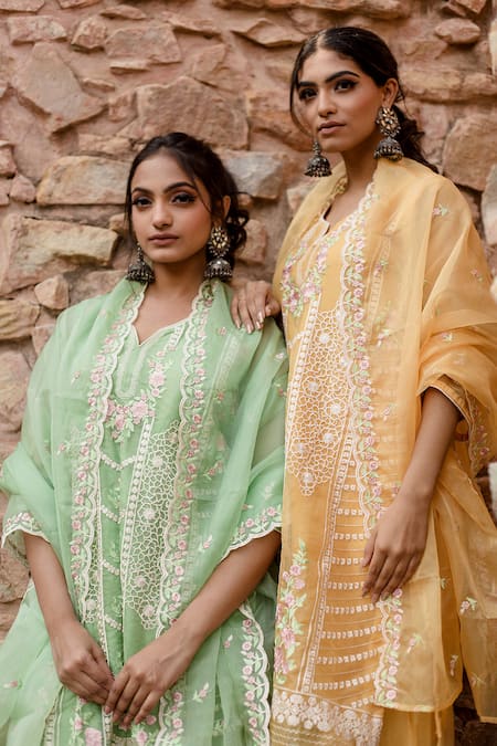 Gulabo Jaipur Green Cotton, Chanderi Embroidery Split Charul Floral Thread Kurta Pant Set Online at Aza Fashions Gulabo Jaipur_Green Cotton, Chanderi Embroidery Split Charul Floral Thread Kurta Pant Set _Online_at_Aza_Fashions