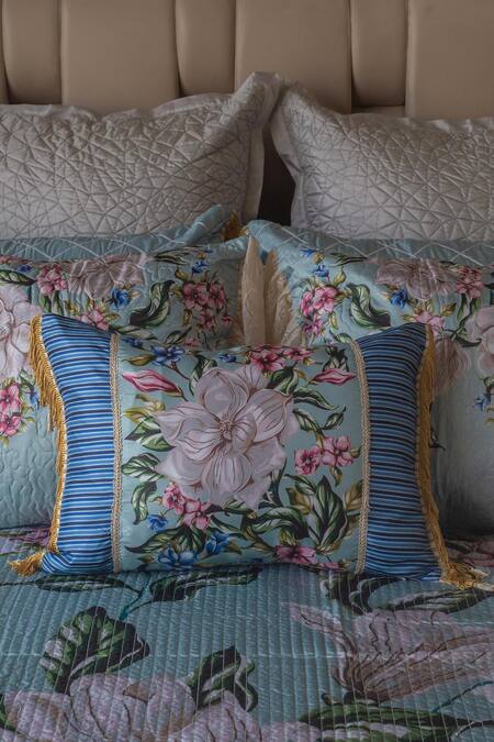 Buy_Sittara Workz_Blue Faux Silk Floral English Summer Print Bedding Set