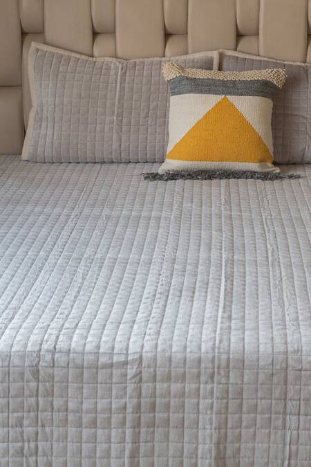 Buy Sittara Workz Grey Cotton Velvet Makhmal Qubic Quilted Bedding Set Online at Aza Fashions Buy_Sittara Workz_Grey Cotton Velvet Makhmal Qubic Quilted Bedding Set_Online_at_Aza_Fashions