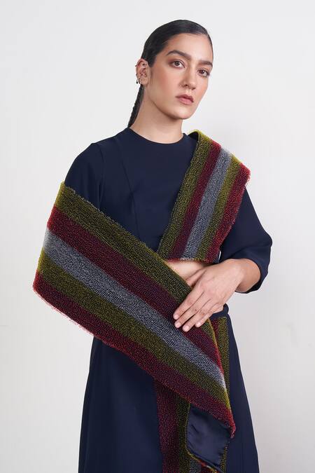 Buy_Somya Goyal_Blue Polyester Embroidery Loop Attached Pallu Blouse With Pre-draped Saree_Online_at_Aza_Fashions