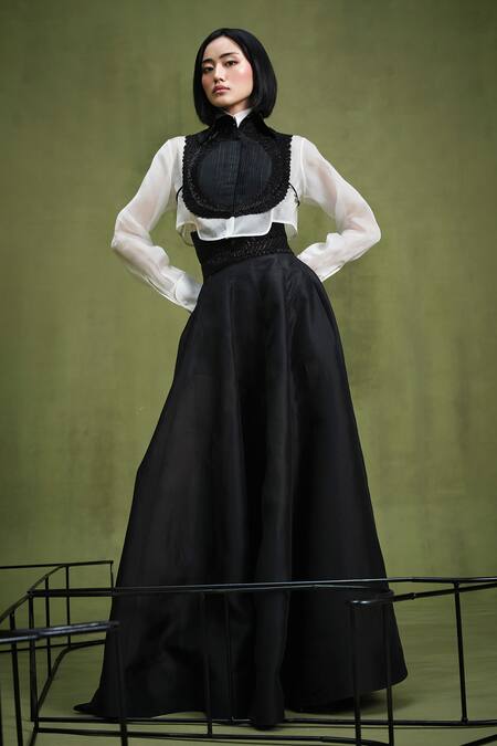 Buy Pankaj & Nidhi Black Silk Organza, Twill Applique, Embroidery Memento Embellished Bib Skirt Set Buy_Pankaj & Nidhi_Black Silk Organza, Twill Applique, Embroidery Memento Embellished Bib Skirt Set