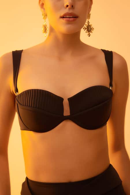 Buy_Tizzi_Black Polyamide, Lycra Sweetheart Neck Armis Solid Bikini Set_Online_at_Aza_Fashions