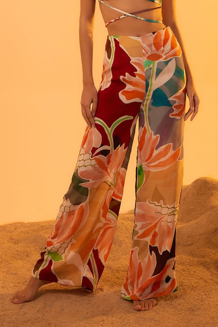 Tizzi_Beige Crepe Doric Abstract Print Straight-fit Pant_Online_at_Aza_Fashions