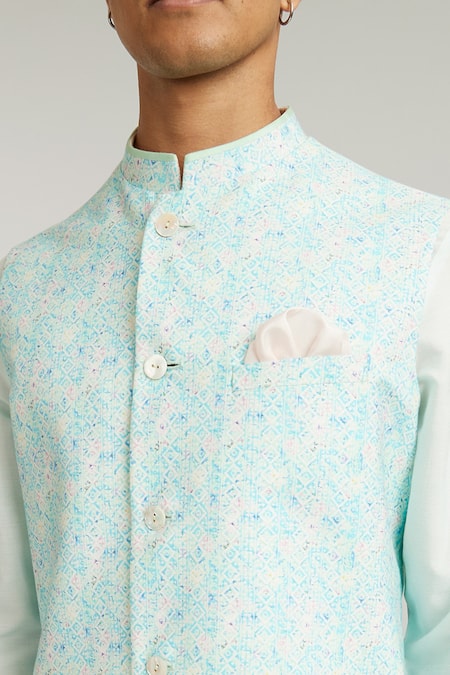 Buy Bubber Couture Blue Cotton, Silk Geometric Stripe Printed Bundi Online at Aza Fashions Buy_Bubber Couture_Blue Cotton, Silk Geometric Stripe Printed Bundi _Online_at_Aza_Fashions