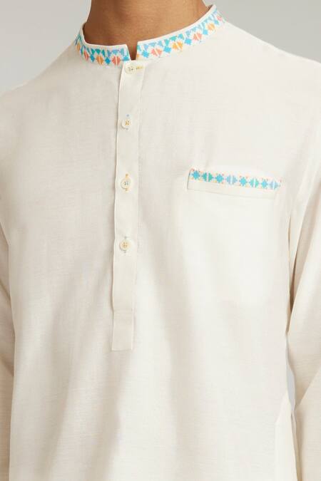 Bubber Couture Off White Cotton, Silk Embroidery Steffano Placement Print Kurta With Pant Online at Aza Fashions Bubber Couture_Off White Cotton, Silk Embroidery Steffano Placement Print Kurta With Pant _Online_at_Aza_Fashions