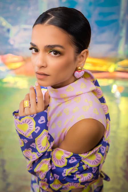 Shop Papa Dont Preach Pink Satin Shawl Neck Blinding Pac Street Hearts Print Trench Coat Online at Aza Fashions Shop_Papa Dont Preach_Pink Satin Shawl Neck Blinding Pac Street Hearts Print Trench Coat _Online_at_Aza_Fashions