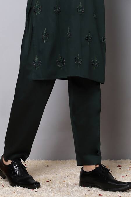 Shop_Menero_Green Cotton Embroidery Floral Thread Kurta With Pant _Online_at_Aza_Fashions