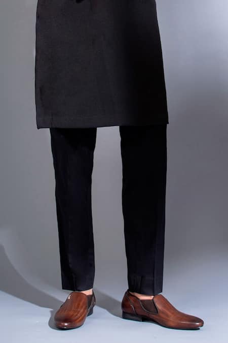 Shop_Menero_Black Chanderi Silk, Crepe Leather Pintexed V Neck Kurta With Pant _Online_at_Aza_Fashions