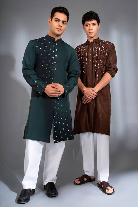 Menero_Green Chanderi Silk, Crepe Mirrors Booti Wave Embroidered Kurta With Pant _Online_at_Aza_Fashions