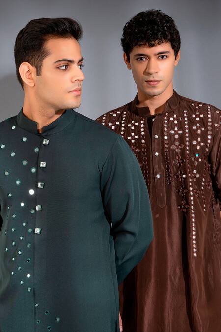 Buy_Menero_Green Chanderi Silk, Crepe Mirrors Booti Wave Embroidered Kurta With Pant _Online_at_Aza_Fashions