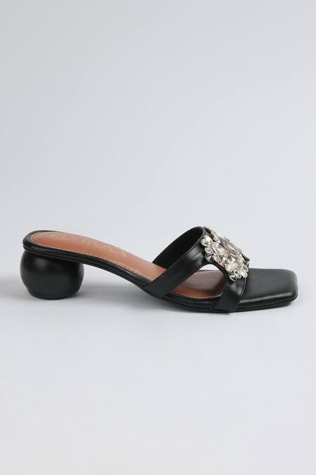 Buy_Elviraa By Pranali A Oswal_Black Stone Embellished Round Block Heels _Online_at_Aza_Fashions