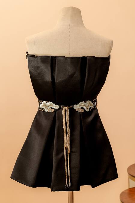 Shop Mehraki Black Zari, Sequins, Embroidery The Whimsical Weaves Belt at Aza Fashions Shop_Mehraki_Black Zari, Sequins, Embroidery The Whimsical Weaves Belt_at_Aza_Fashions