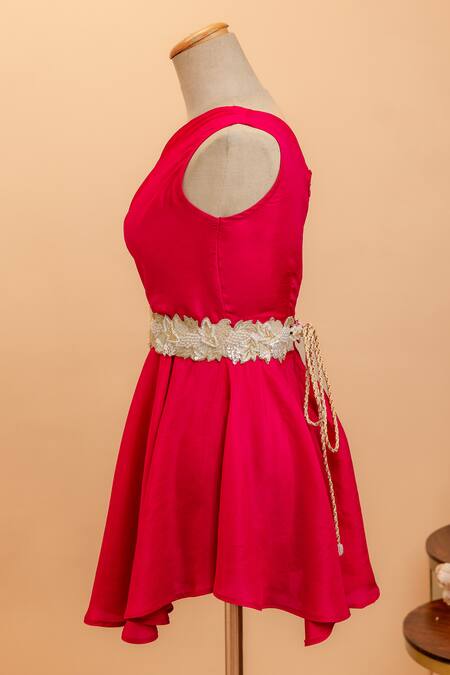 Buy Mehraki Ivory Cut Work, Sequins, Zari The Splendor Leaves Embroidered Belt Online at Aza Fashions Buy_Mehraki_Ivory Cut Work, Sequins, Zari The Splendor Leaves Embroidered Belt_Online_at_Aza_Fashions