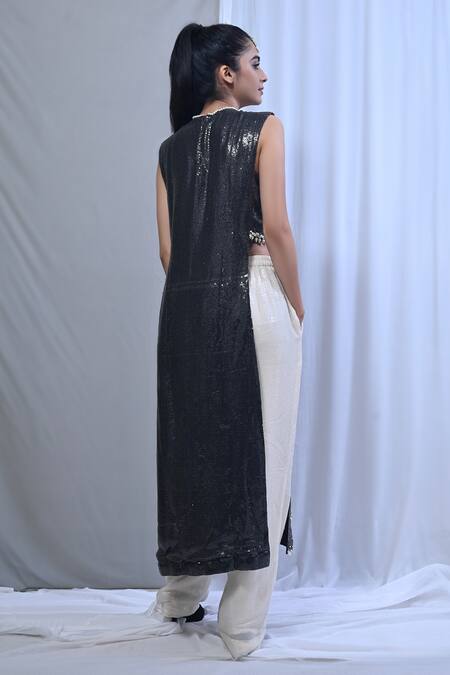 Shop Mirkashi Black Georgette, Silk Organza Sequins, Pearls Embellished Cut-out Kurta Pant Set at Aza Fashions Shop_Mirkashi_Black Georgette, Silk Organza Sequins, Pearls Embellished Cut-out Kurta Pant Set_at_Aza_Fashions