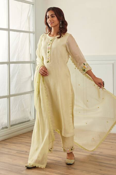 Buy House Of Pink White Organza, Chanderi Sequins, Embroidery Round Neck Floral Kurta Set Online at Aza Fashions Buy_House Of Pink_White Organza, Chanderi Sequins, Embroidery Round Neck Floral Kurta Set _Online_at_Aza_Fashions