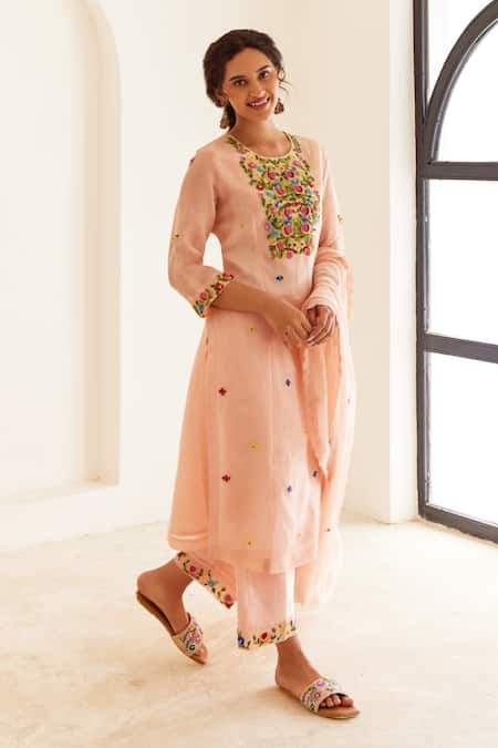 House Of Pink Pink Organza, Chanderi Sequins, Embroidery Split French Knot And Kurta Pant Set Online at Aza Fashions House Of Pink_Pink Organza, Chanderi Sequins, Embroidery Split French Knot And Kurta Pant Set _Online_at_Aza_Fashions