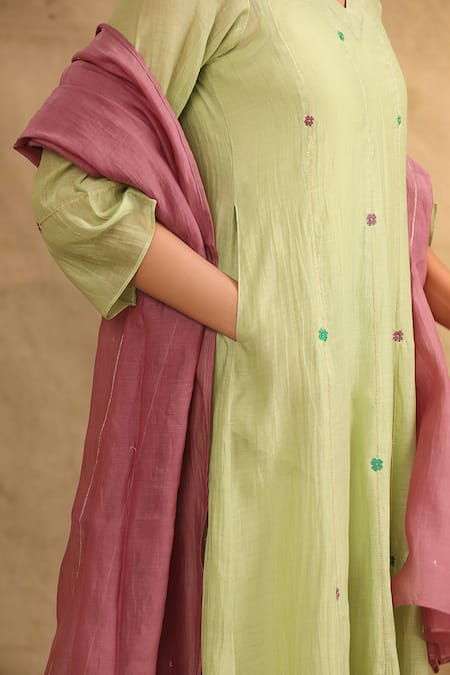 Shop_Trendy Tokari_Green Silk, Polyester Embroidery V-neck Zari Work Kurta Set _Online_at_Aza_Fashions