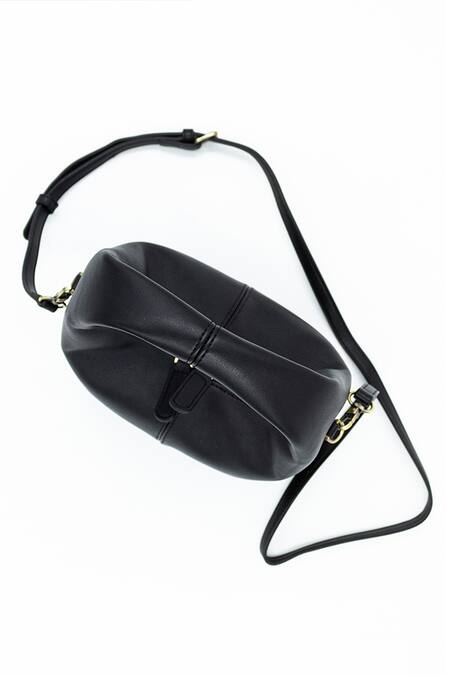 Buy_S&N By Shantnu Nikhil_Black Vegan Leather Bag_Online_at_Aza_Fashions