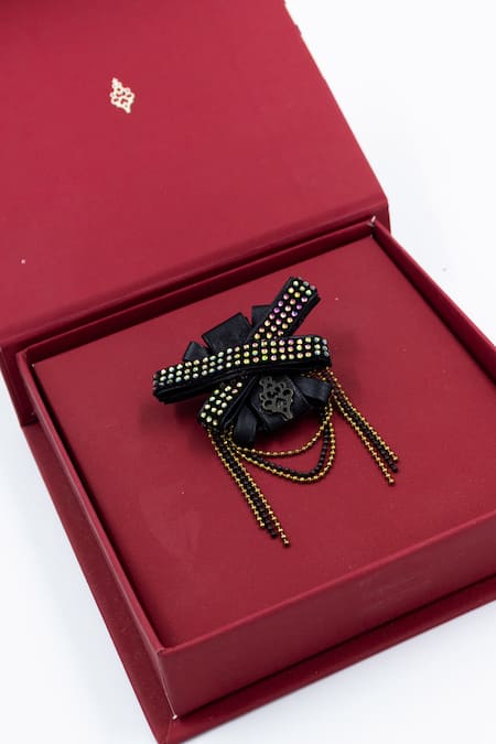 S&N by Shantnu Nikhil Diamante Embellished Brooch 