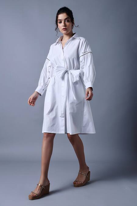 Shop_Style Junkiie_White Cotton, Poplin Collared Bow Tie-up Short Dress _Online_at_Aza_Fashions